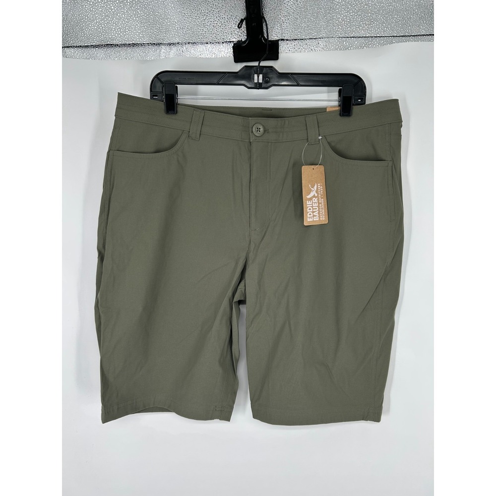 Eddie Bauer Rainier Bermuda Shorts Womens Size 16T 16 Tall 38 Sprig Hiking Nylon